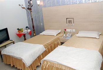 Hotel Tanisha Hajdarabad Zewnętrze zdjęcie