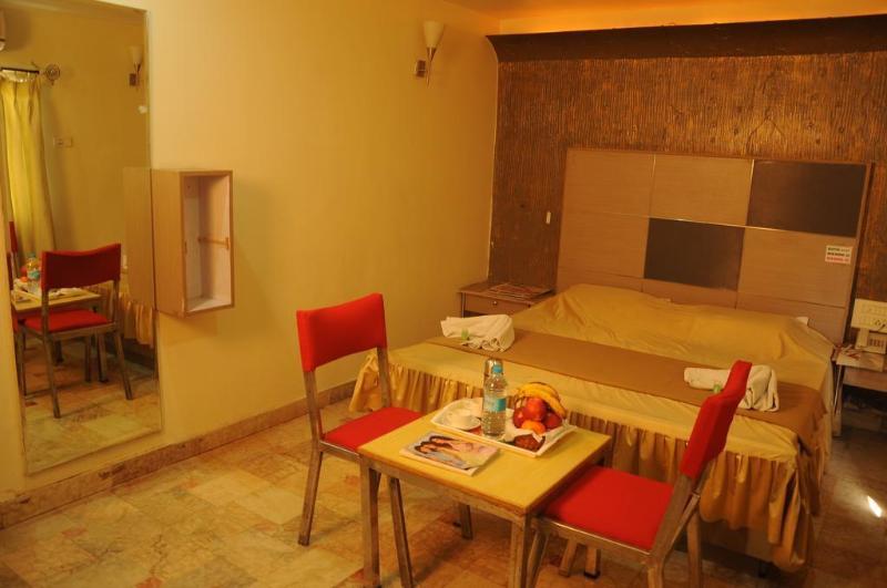 Hotel Tanisha Hajdarabad Zewnętrze zdjęcie